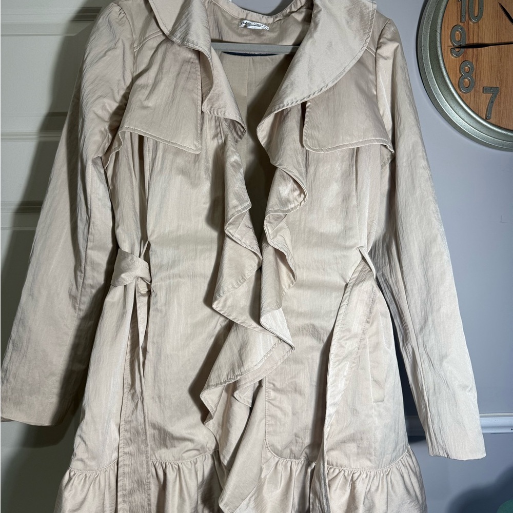 Dalia Collection Elegant Cream Trench Coat